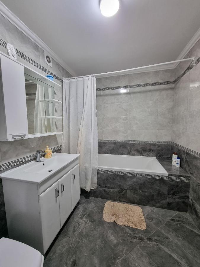 Aparthotel City Center Кишинев Екстериор снимка